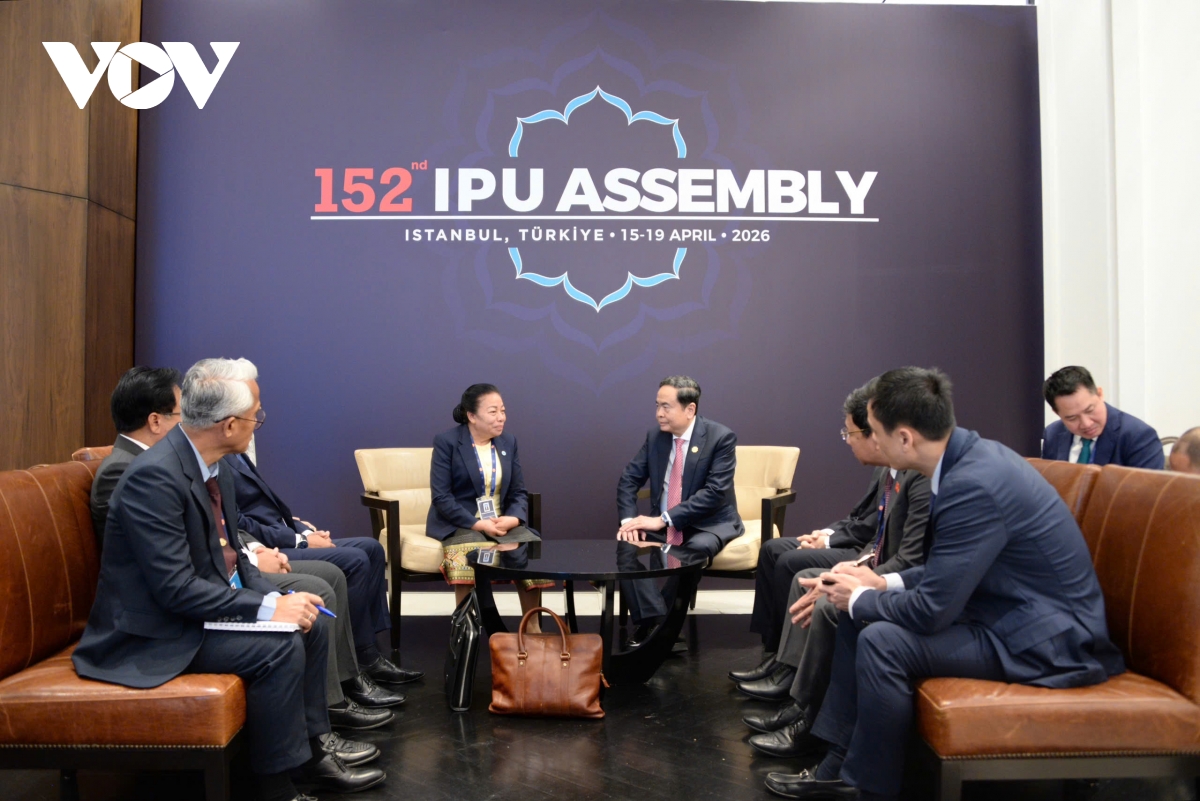 chu tich quoc hoi tran thanh man tiep pho chu tich quoc hoi lao sounthone xayachak hinh anh 1