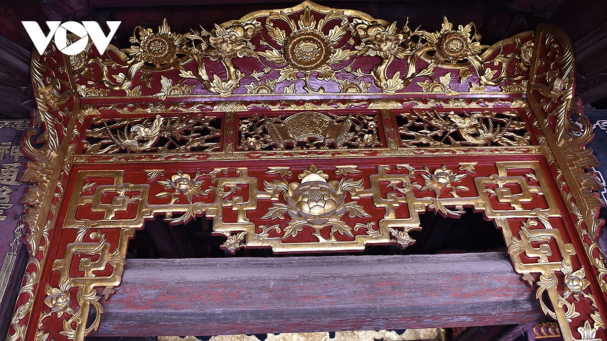 Doc dao ngoi chua co khong co nha su o lang khoa bang hanh thien, ninh binh hinh anh 16