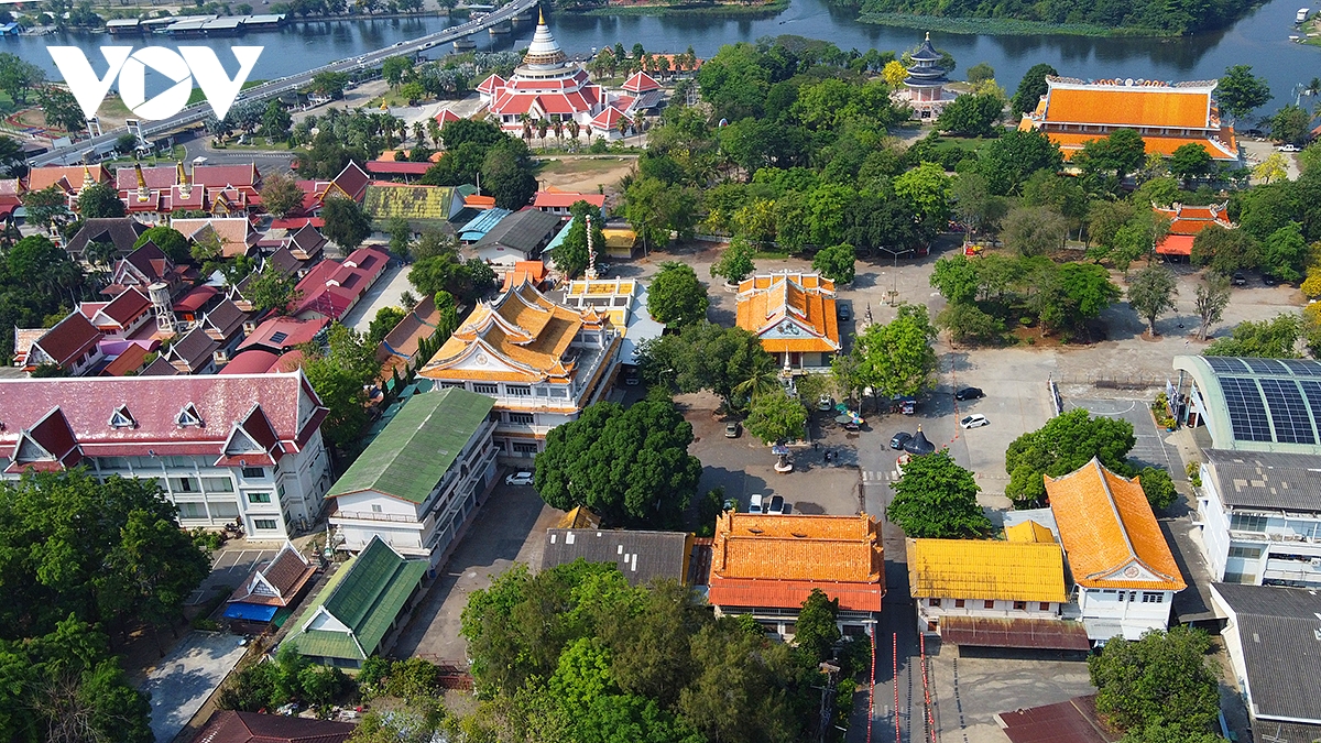 lang du lich lin chang, diem den kham pha van hoa viet hap dan tai thai lan hinh anh 3