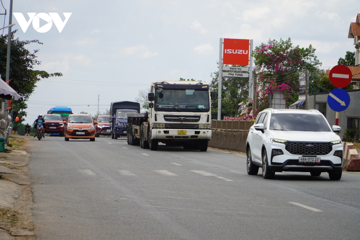 Dong nai chu dong dam bao an toan giao thong trong ky nghi le 30 4 - 1 5 hinh anh 2