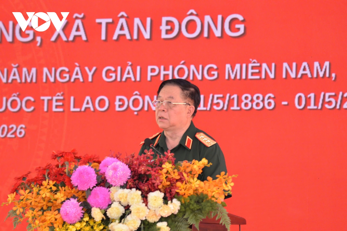 Dai tuong nguyen trong nghia du le khoi cong truong tan Dong o Dong thap hinh anh 1