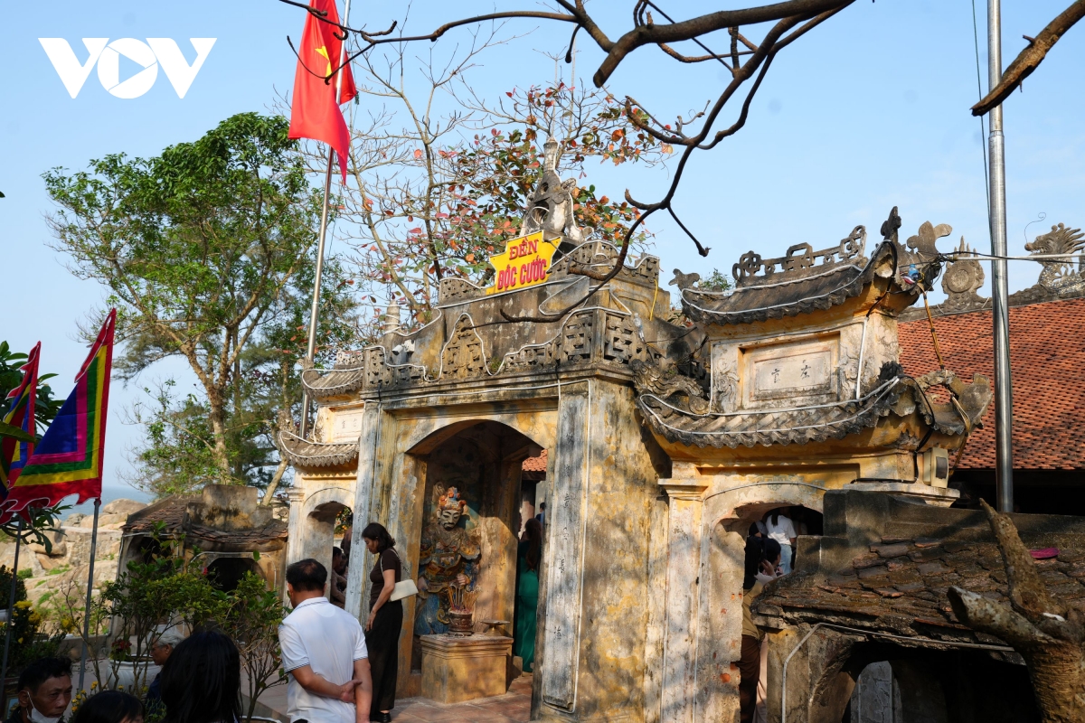 sam son san sang but toc mua du lich 2026 voi khat vong ruc ro hinh anh 4