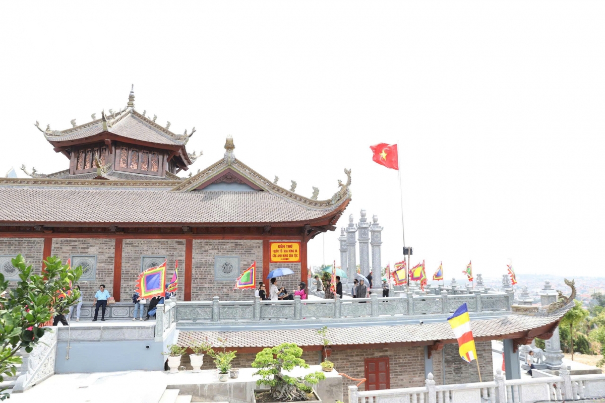 Dai le gio to hung vuong tai vung bien Do son hai phong hinh anh 4