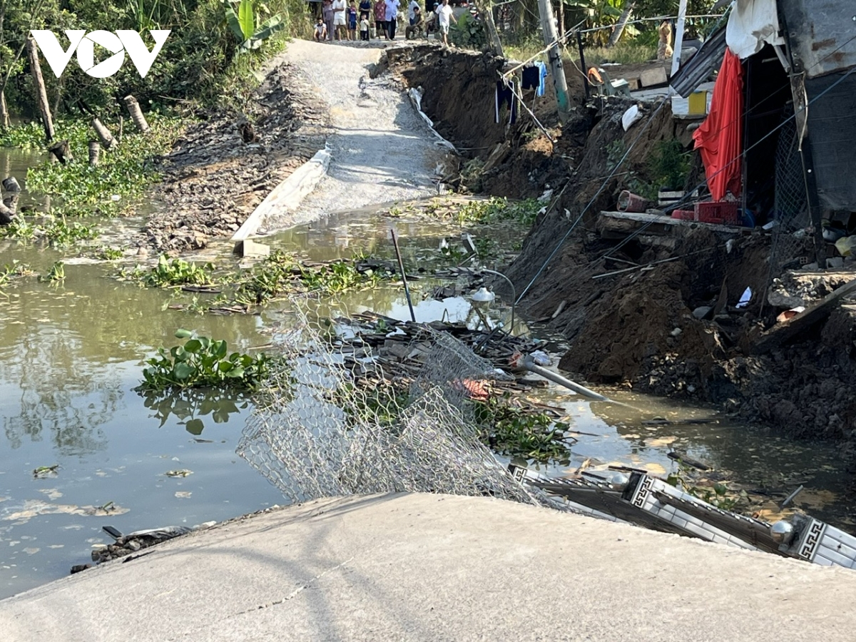 sat lo ven song phu an de doa cuoc song, nha o cua nhieu ho dan tai Dong thap hinh anh 2