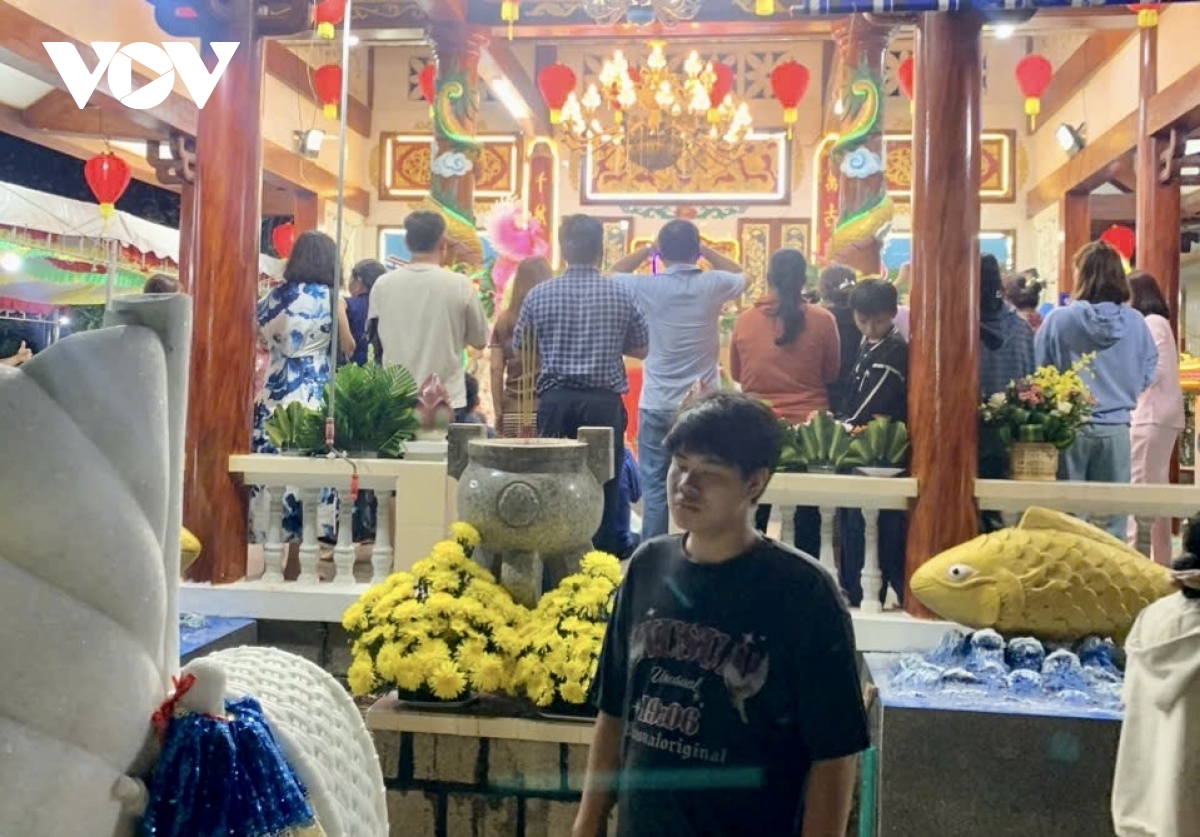 ngu dan long hai giu hon bien qua le hoi dinh co hinh anh 4