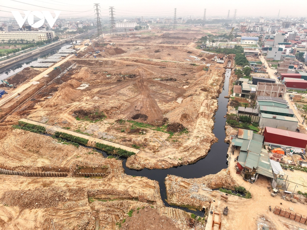 nhip thi cong hoi ha tren cong truong 1.100 ty chong ngap cua ha noi hinh anh 2
