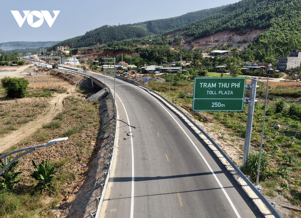 cao toc chi thanh - van phong qua Dak lak tang toc ve dich dip 30 4 hinh anh 5