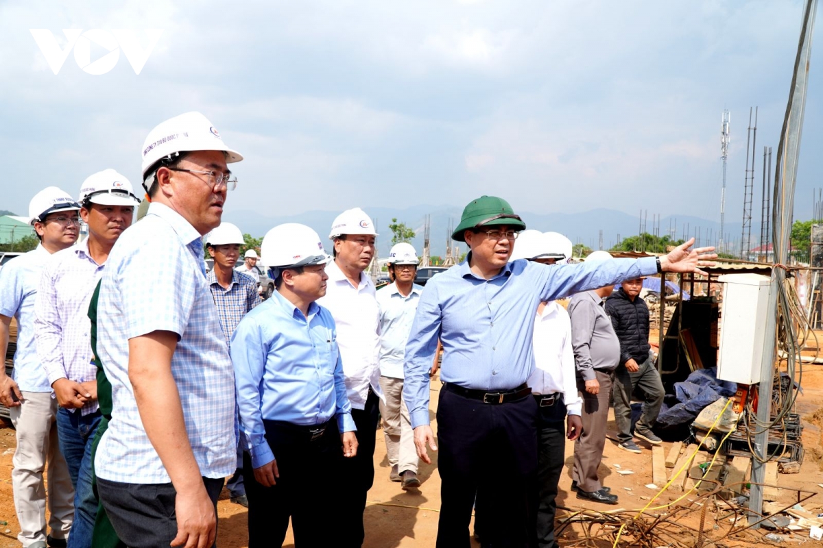 quang ngai moi giai ngan dat 8,4 ke hoach von dau tu cong hinh anh 1