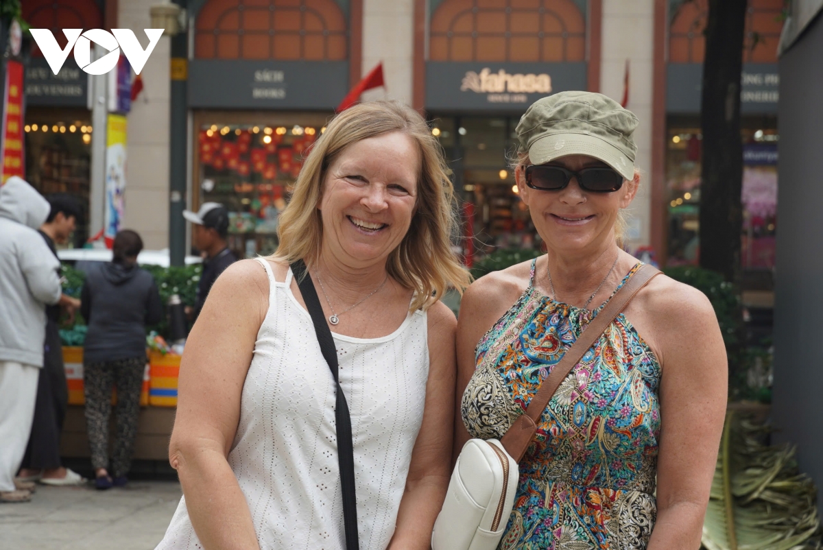 Du khách quốc tế ấn tượng với sự phát triển của TP.HCM