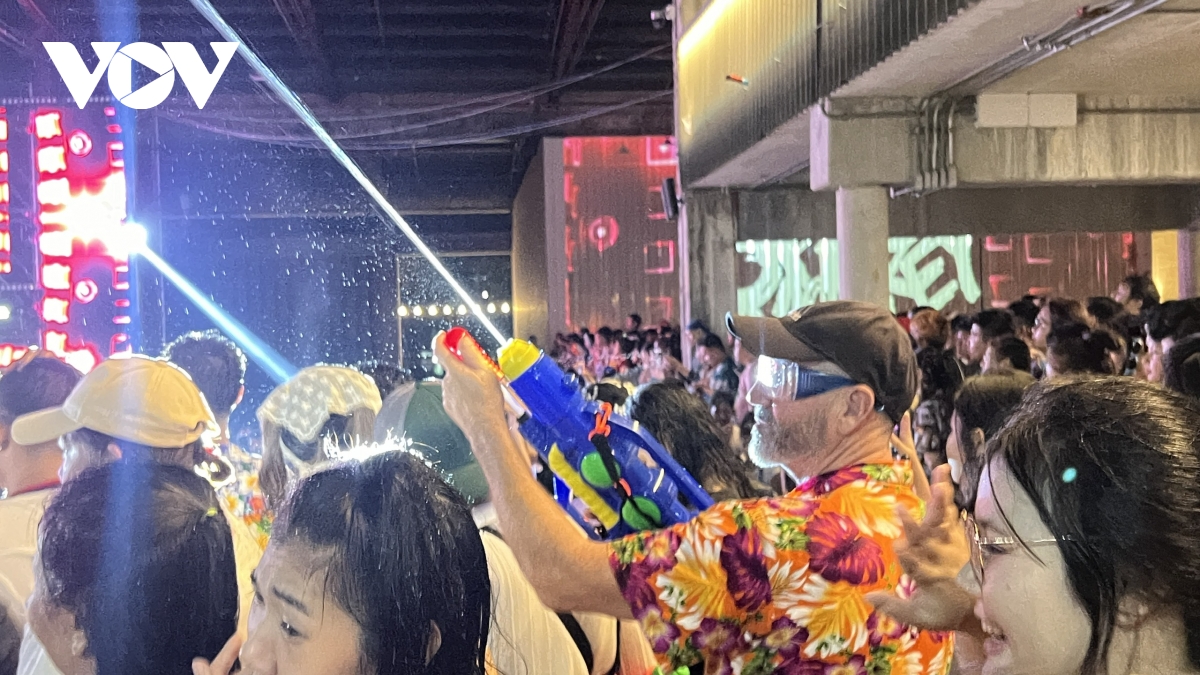 du lich thai lan chiu cu soc kep khi chi phi leo thang hinh anh 1