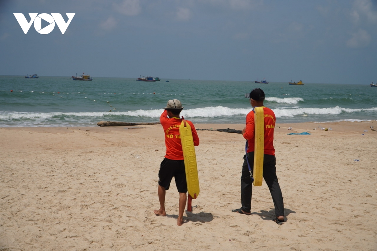 bien khu Dong tp.hcm nong truoc le 30 4 hinh anh 3