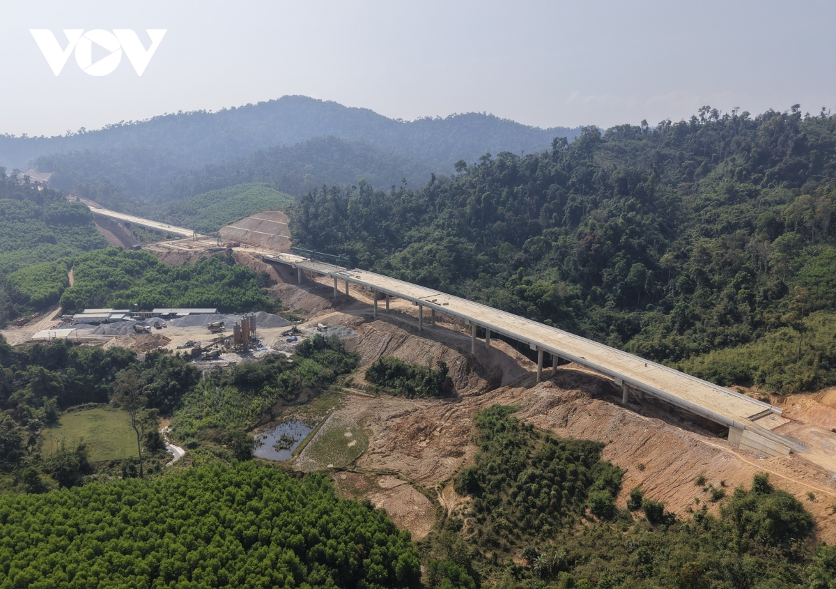 gia nhien lieu tang, nha thau cao toc khanh hoa - buon ma thuot linh hoat thi cong hinh anh 4