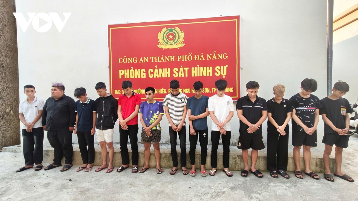 Da nang khoi to 9 doi tuong gay roi trat tu cong cong tren duong 2 thang 9 hinh anh 2