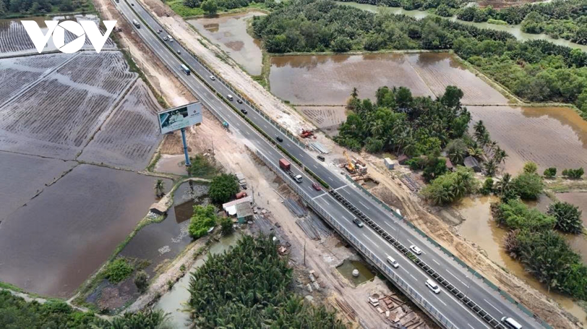  nuoc rut mo rong cao toc tp.hcm - long thanh, nhieu nha thau cham tien do hinh anh 11