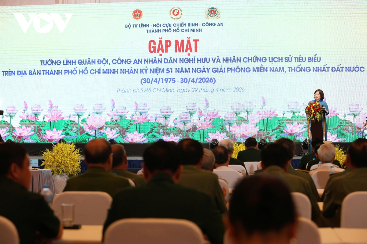 tp.hcm mong muon cac tuong linh, nhan chung lich su gop y, hien ke phat trien hinh anh 3