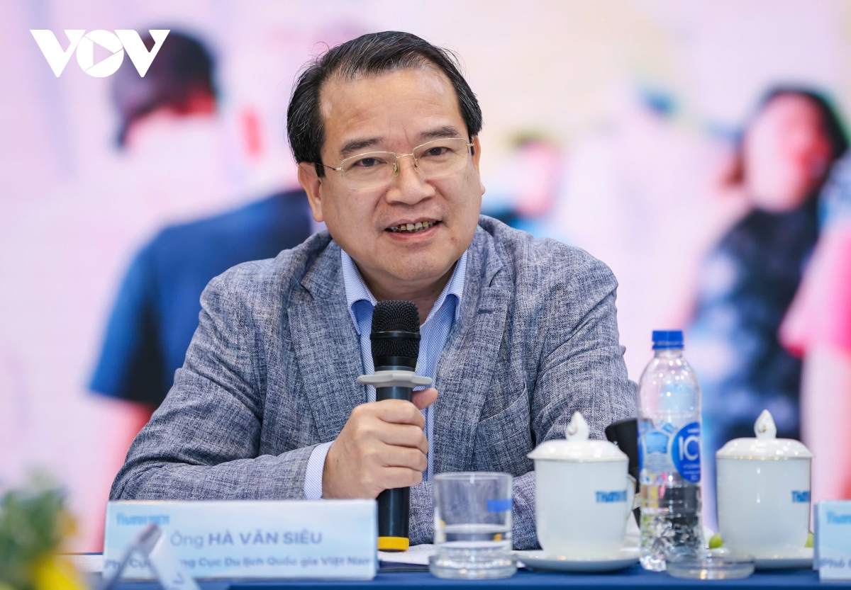 du lich, hang khong no luc tim cach thich ung truoc cu soc kep hinh anh 5