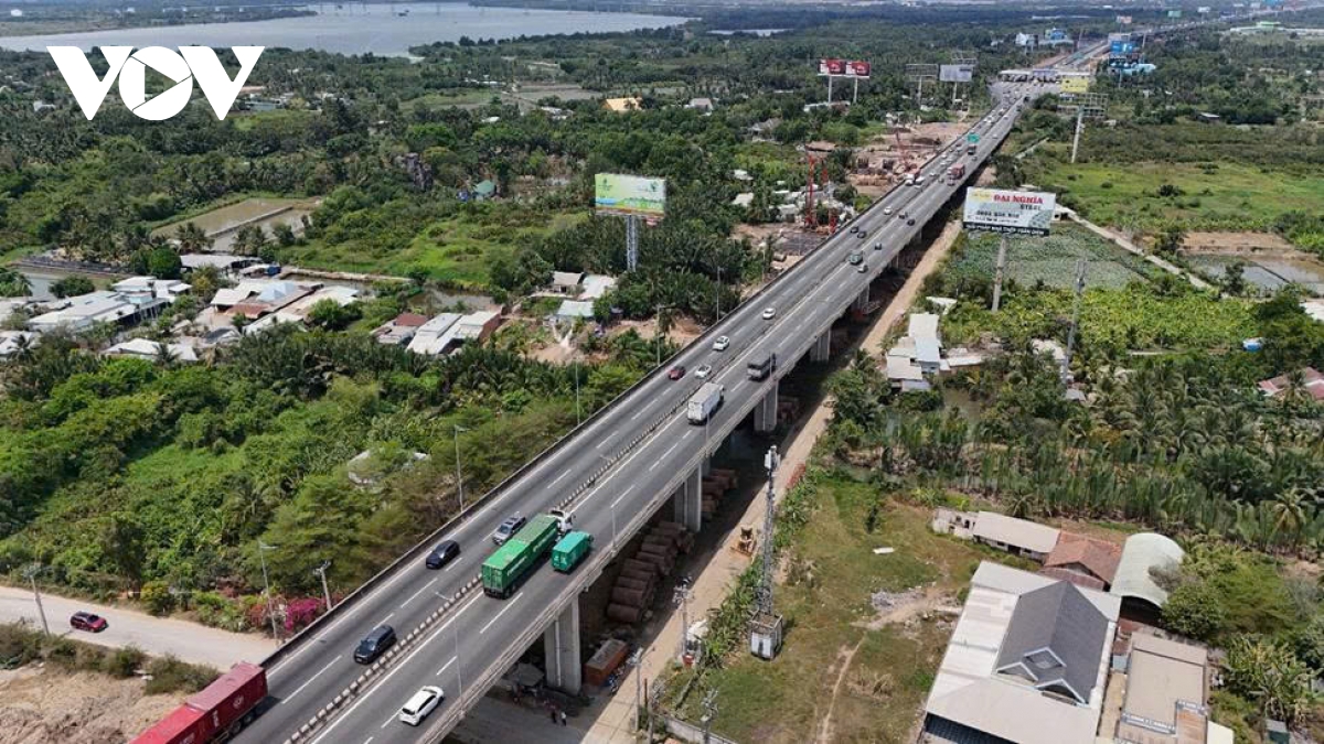 cau long thanh bi qua tai, co dau hieu xuong cap gay lo ngai ve an toan hinh anh 3