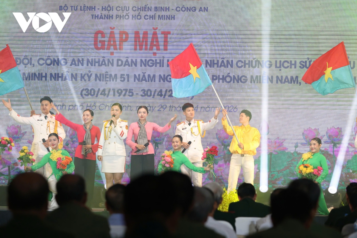 tp.hcm mong muon cac tuong linh, nhan chung lich su gop y, hien ke phat trien hinh anh 1