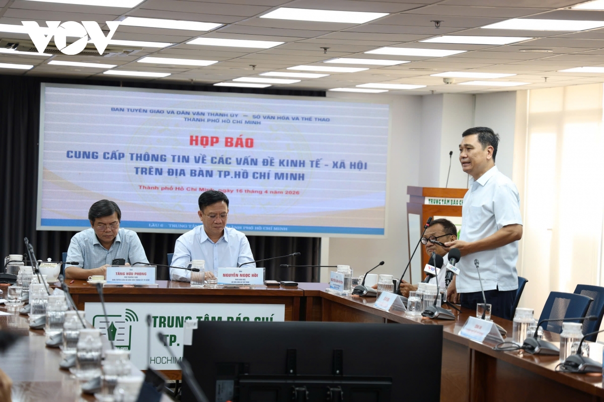 vi sao cau vuot 550 cam hoan toan xe may luu thong thay vi cam theo gio nhu truoc hinh anh 1