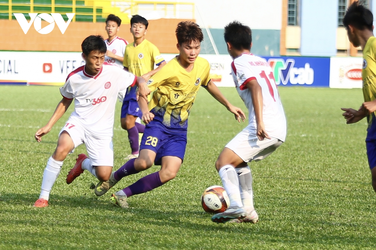 chuc vo dich cua u15 ha noi - manh ghep hoan hao cho cot moc 20 nam cua ha noi fc hinh anh 5