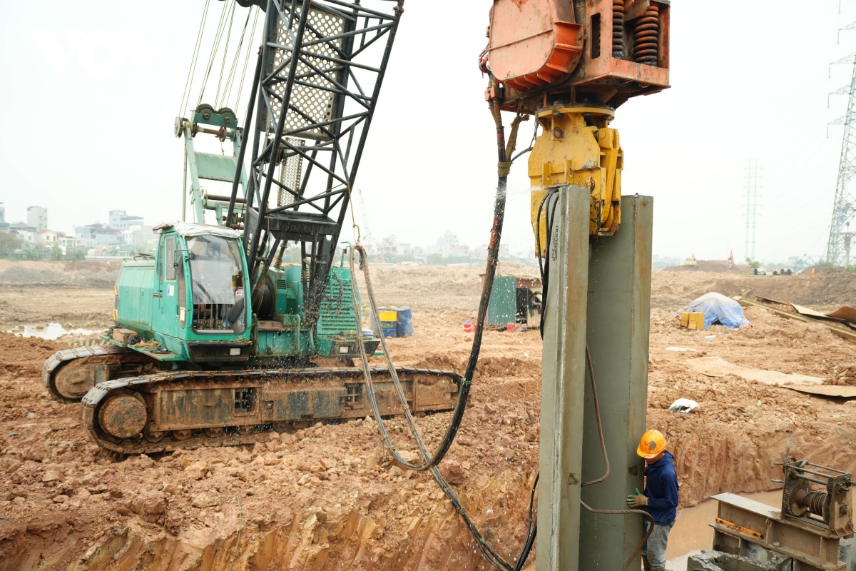 nhip thi cong hoi ha tren cong truong 1.100 ty chong ngap cua ha noi hinh anh 8