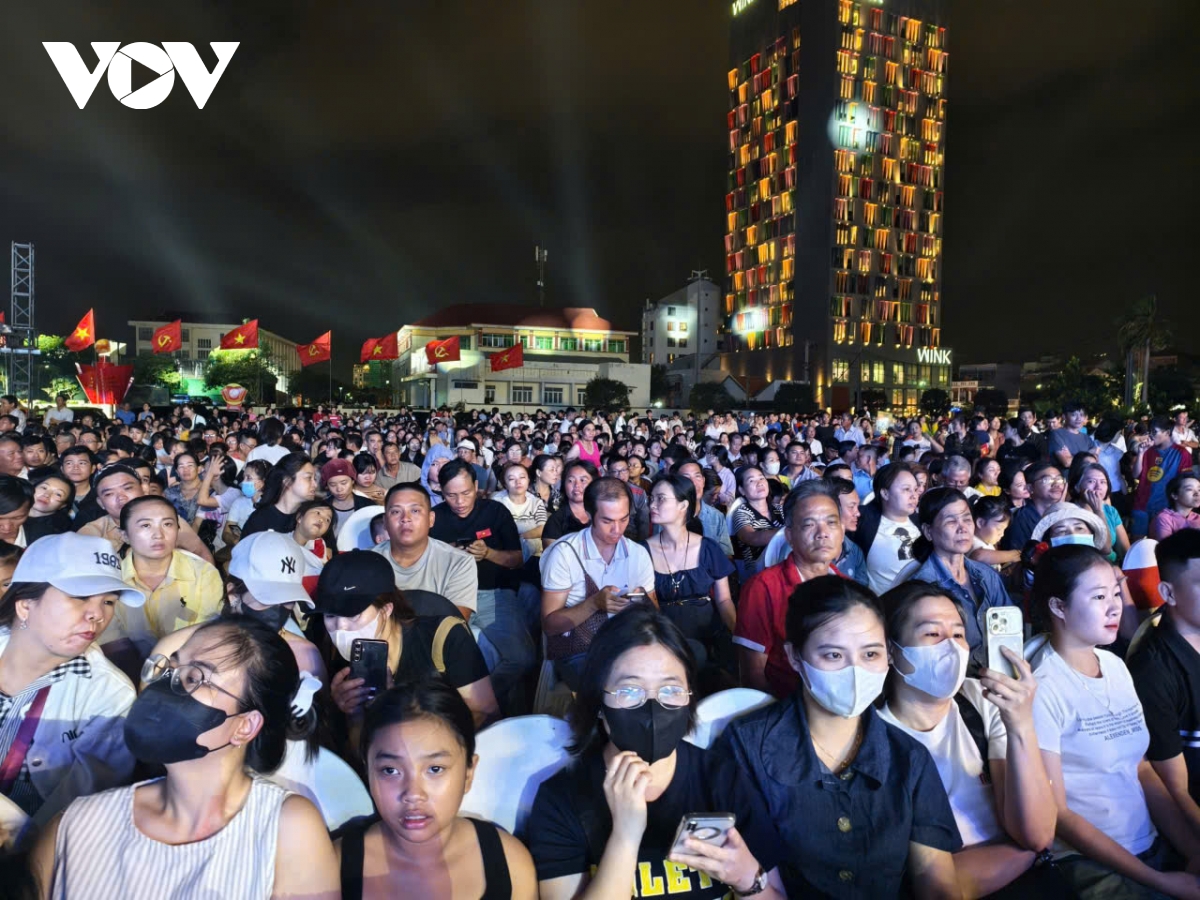 soi dong dem nghe thuat ca ngu Dak lak tinh hoa cau vang hinh anh 3