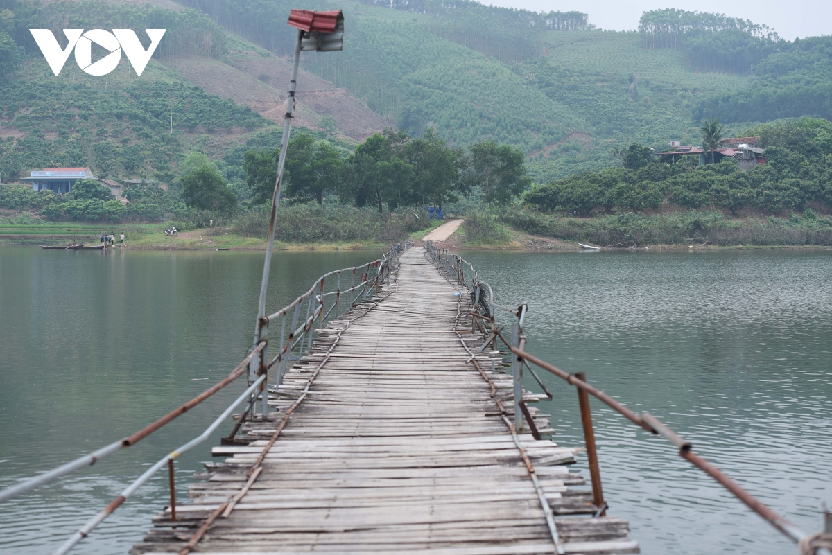 nguoi dan vung long ho cam son, bac ninh mong uoc ve mot cay cau kien co hinh anh 9