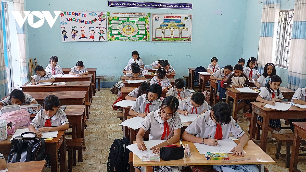 khanh hoa ra soat chinh sach ho tro giao duc vung dan toc thieu so hinh anh 2