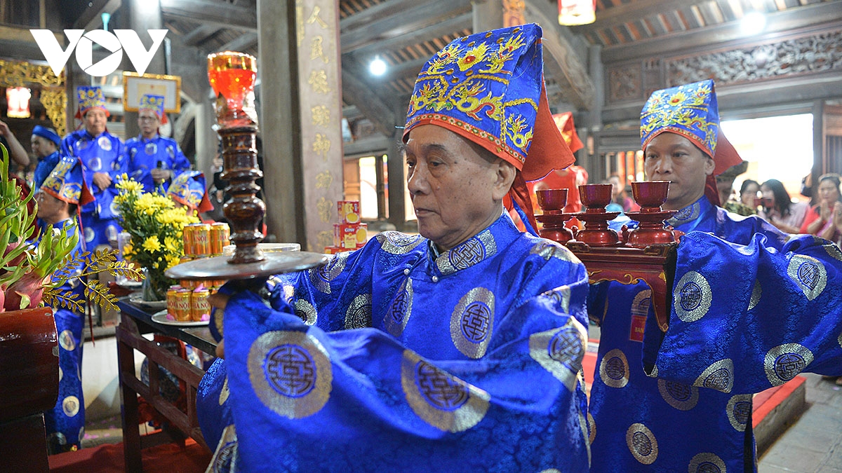 Dac sac nghi le ruoc nuoc cung dang thanh tai le hoi truyen thong lang bat trang hinh anh 17