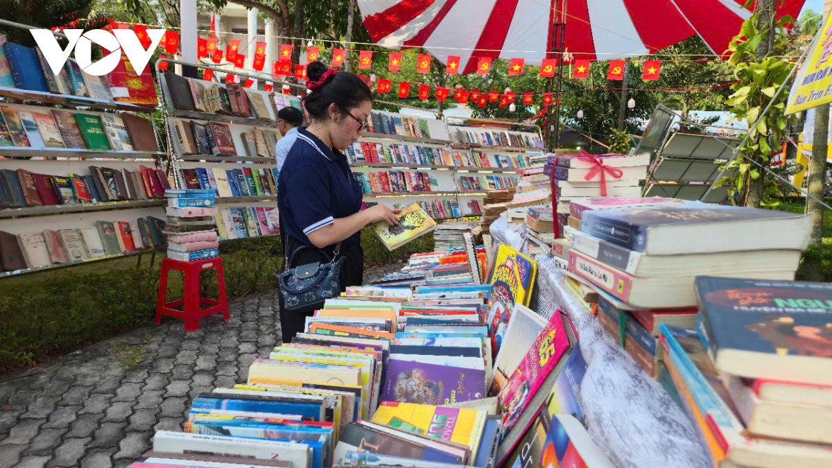 khai mac hoi sach thanh pho can tho lan thu v hinh anh 3