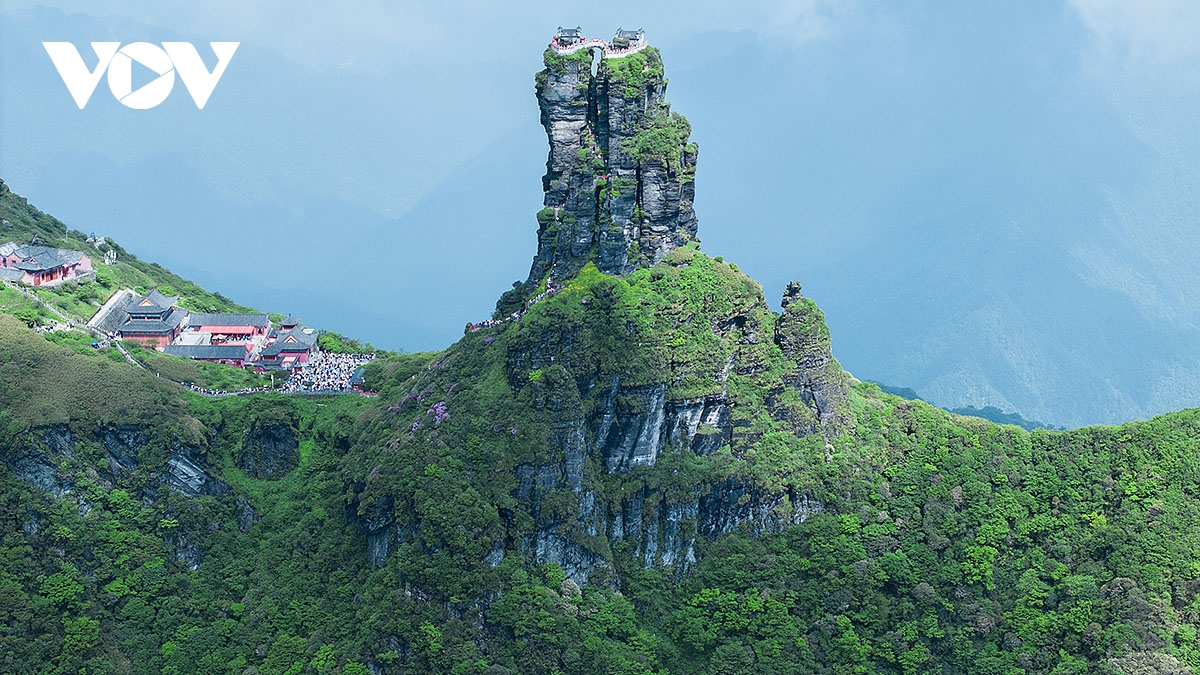 nui pham tinh mot trong ngu dai danh son phat giao o trung quoc hinh anh 5