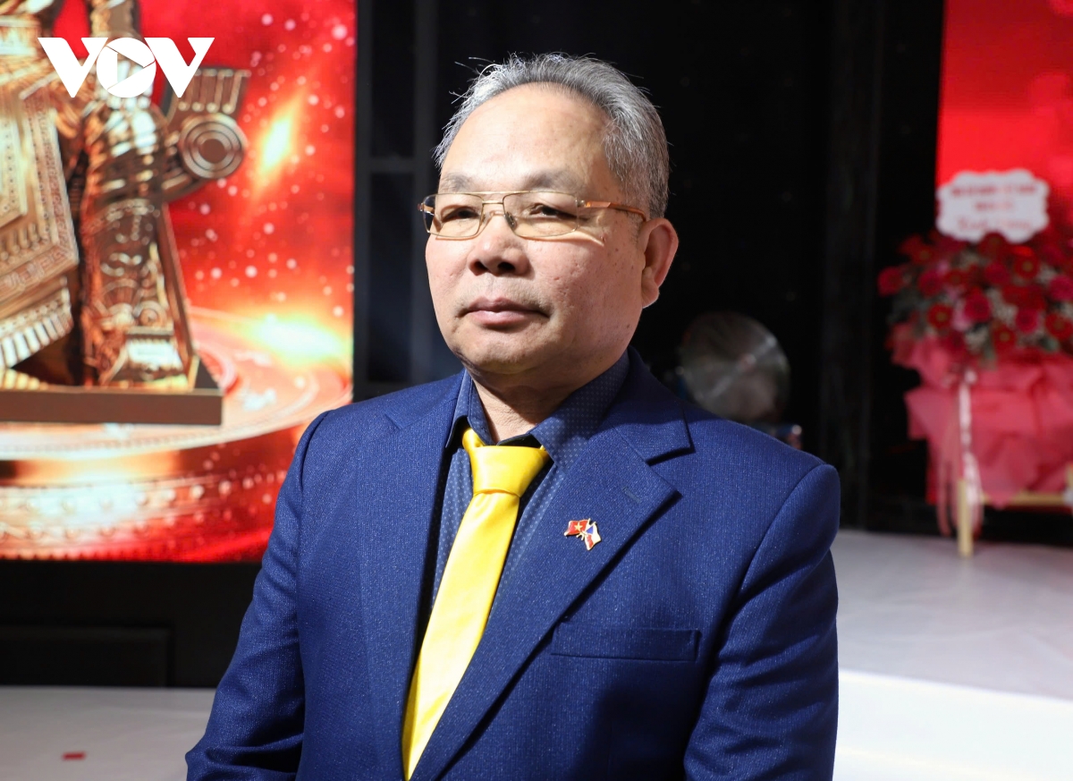 gin giu ban sac dan toc qua le gio to hung vuong tai cong hoa sec hinh anh 4