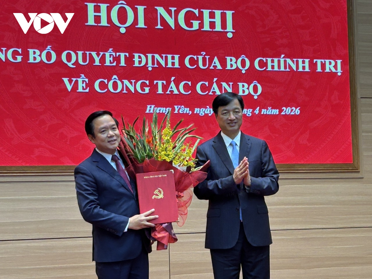 bo chinh tri chuan y ong pham quang ngoc giu chuc bi thu tinh uy hung yen hinh anh 1