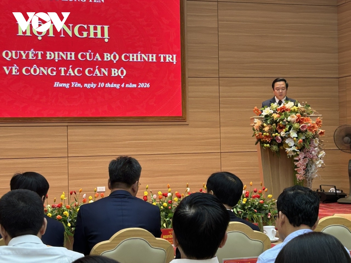 bo chinh tri chuan y ong pham quang ngoc giu chuc bi thu tinh uy hung yen hinh anh 2