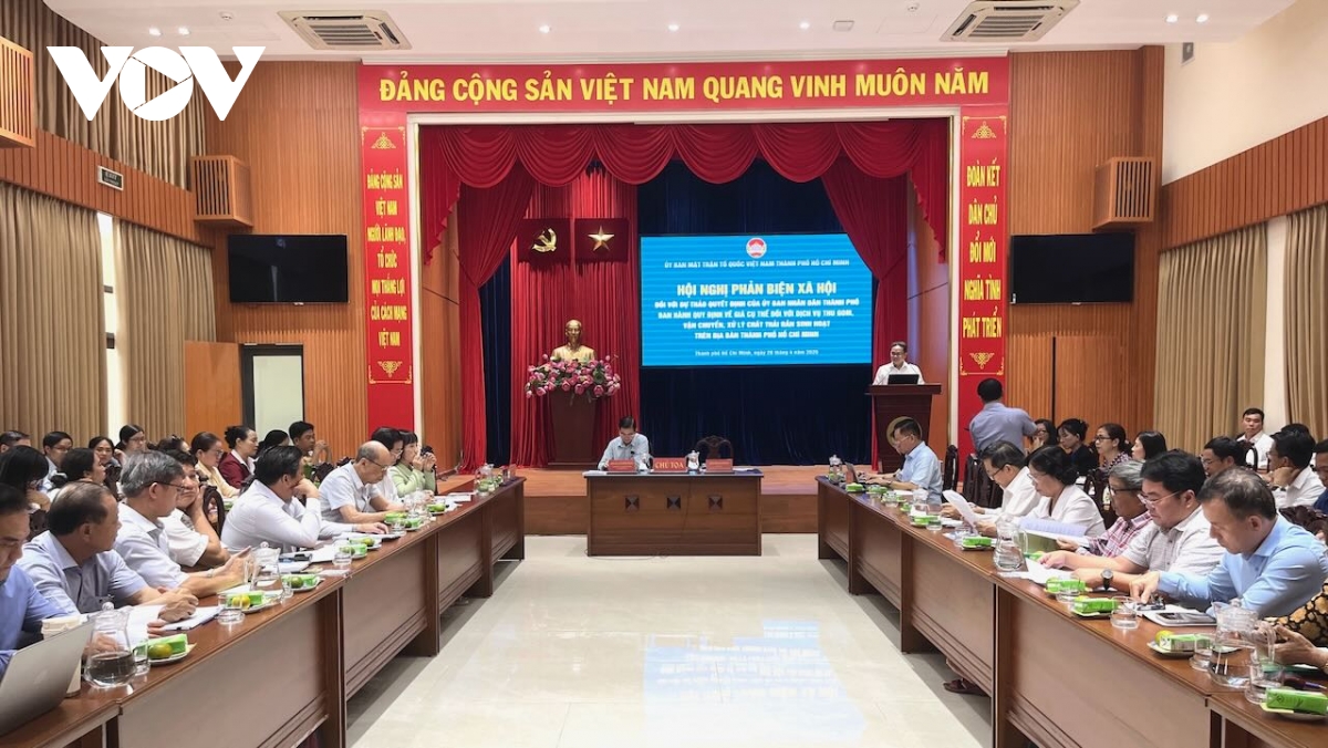 gia thu rac sinh hoat tai tp.hcm xa it hay xa nhieu van dong tien nhu nhau hinh anh 1