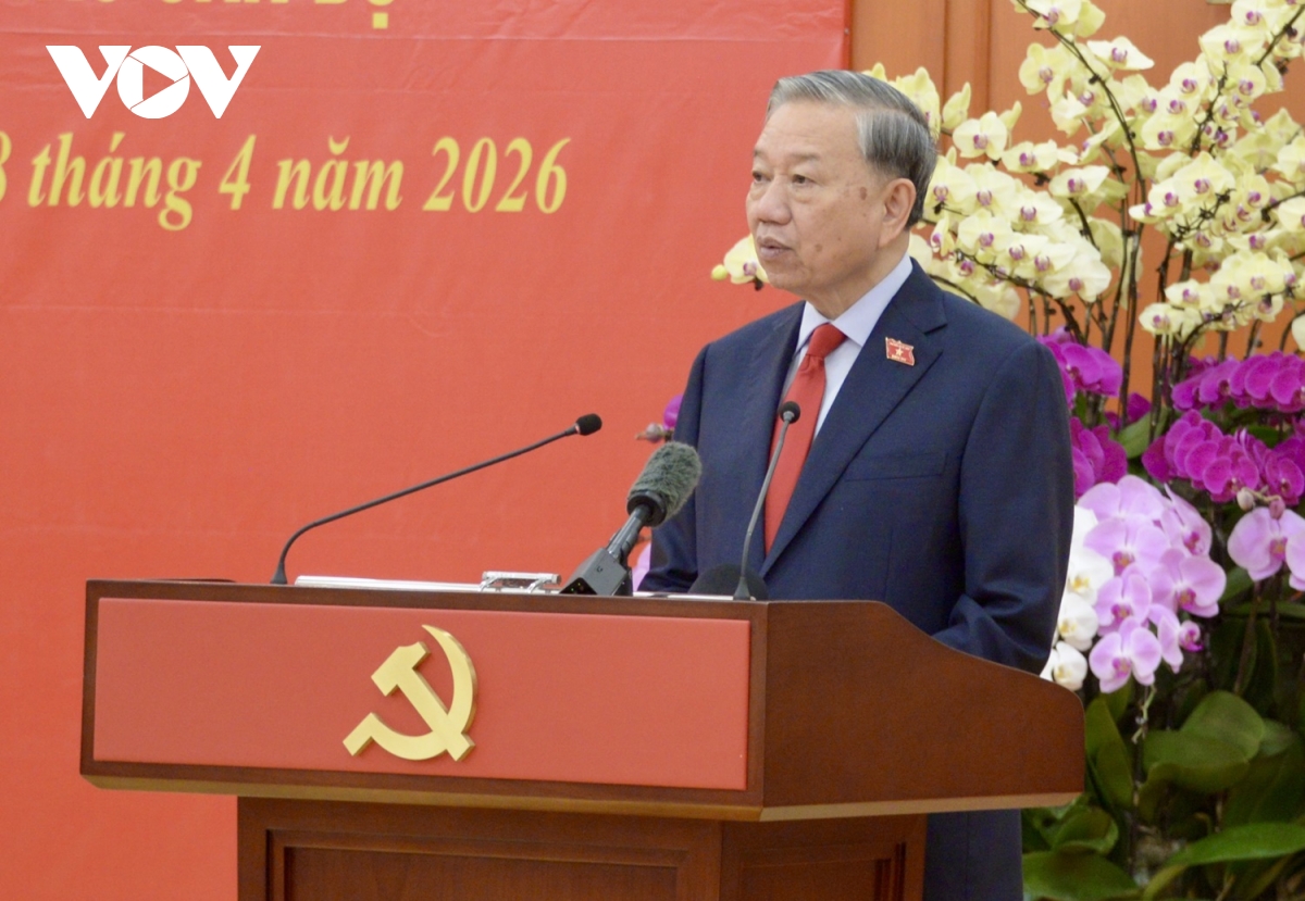 Bộ Chính trị điều động, bổ nhiệm Trưởng Ban Tổ chức Trung ương và Chánh Văn phòng Trung ương Đảng