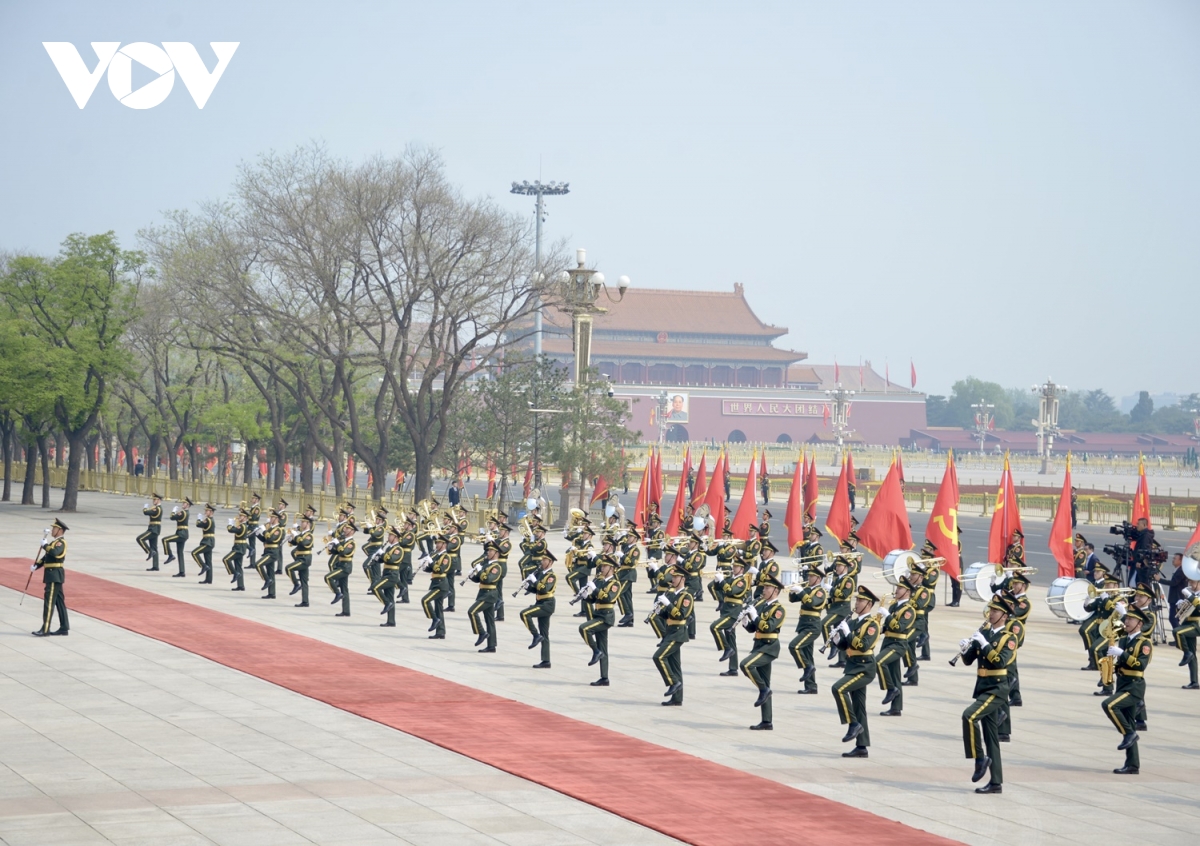 le don trong the tong bi thu, chu tich nuoc to lam tham cap nha nuoc den trung quoc hinh anh 10