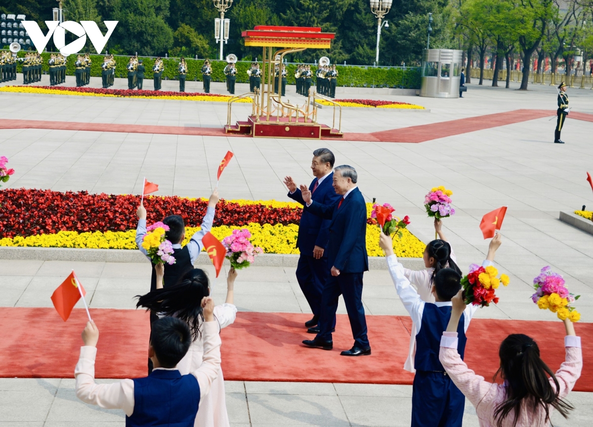 le don trong the tong bi thu, chu tich nuoc to lam tham cap nha nuoc den trung quoc hinh anh 8