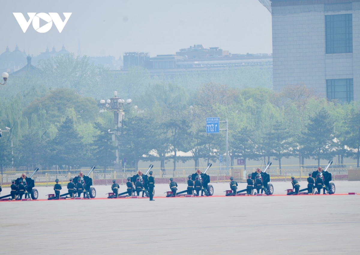 le don trong the tong bi thu, chu tich nuoc to lam tham cap nha nuoc den trung quoc hinh anh 4