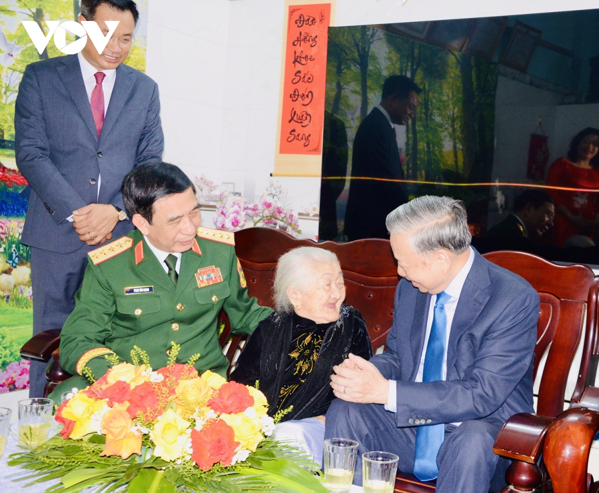 tong bi thu, chu tich nuoc suc manh lon nhat, ben vung nhat la long dan hinh anh 3