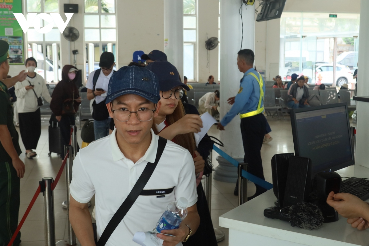 Dam bao an toan cho du khach ra dao ly son hinh anh 3