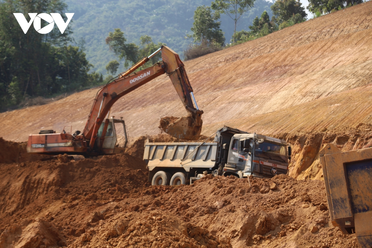 khan truong xay dung cac khu tai dinh cu tai vung cao tra bong hinh anh 4