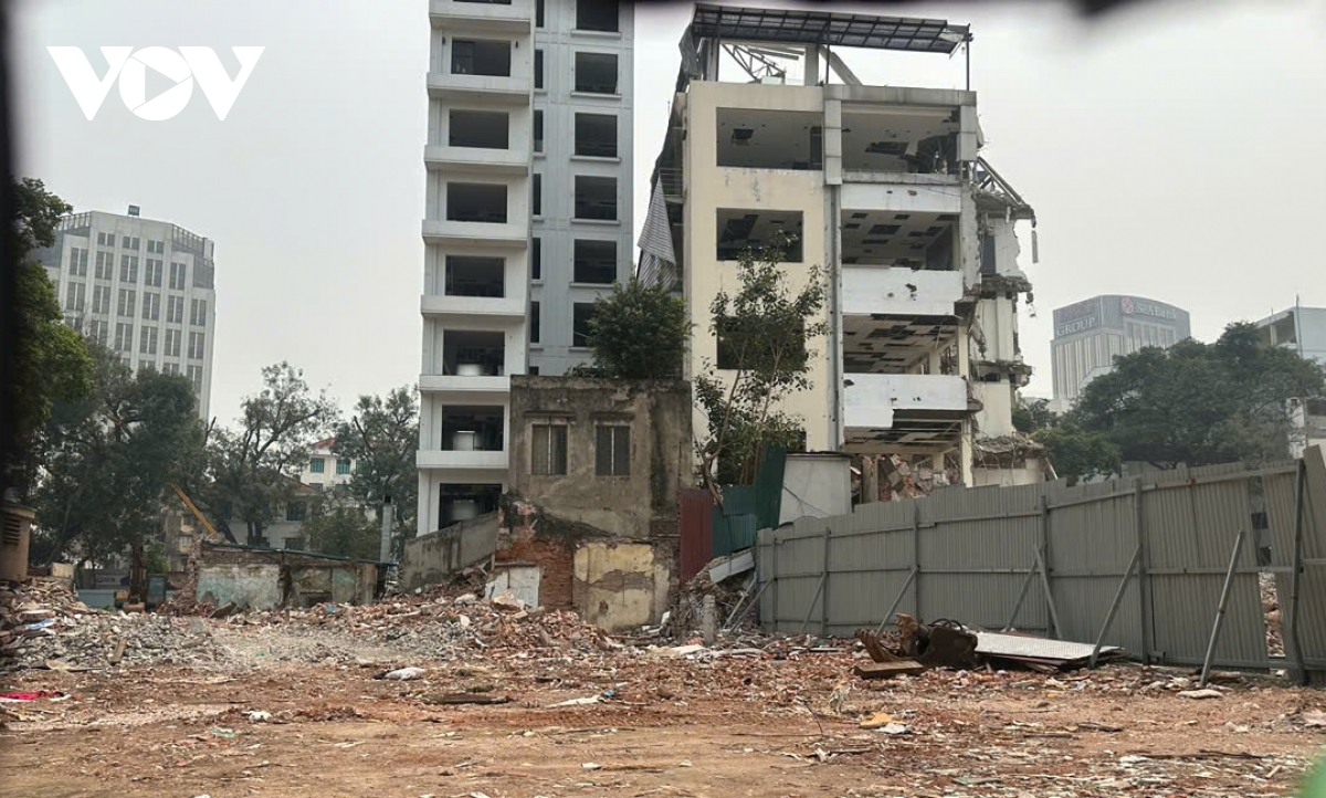 khach san 9 tang di chuyen do dac de xay quang truong Dong ho hoan kiem hinh anh 4