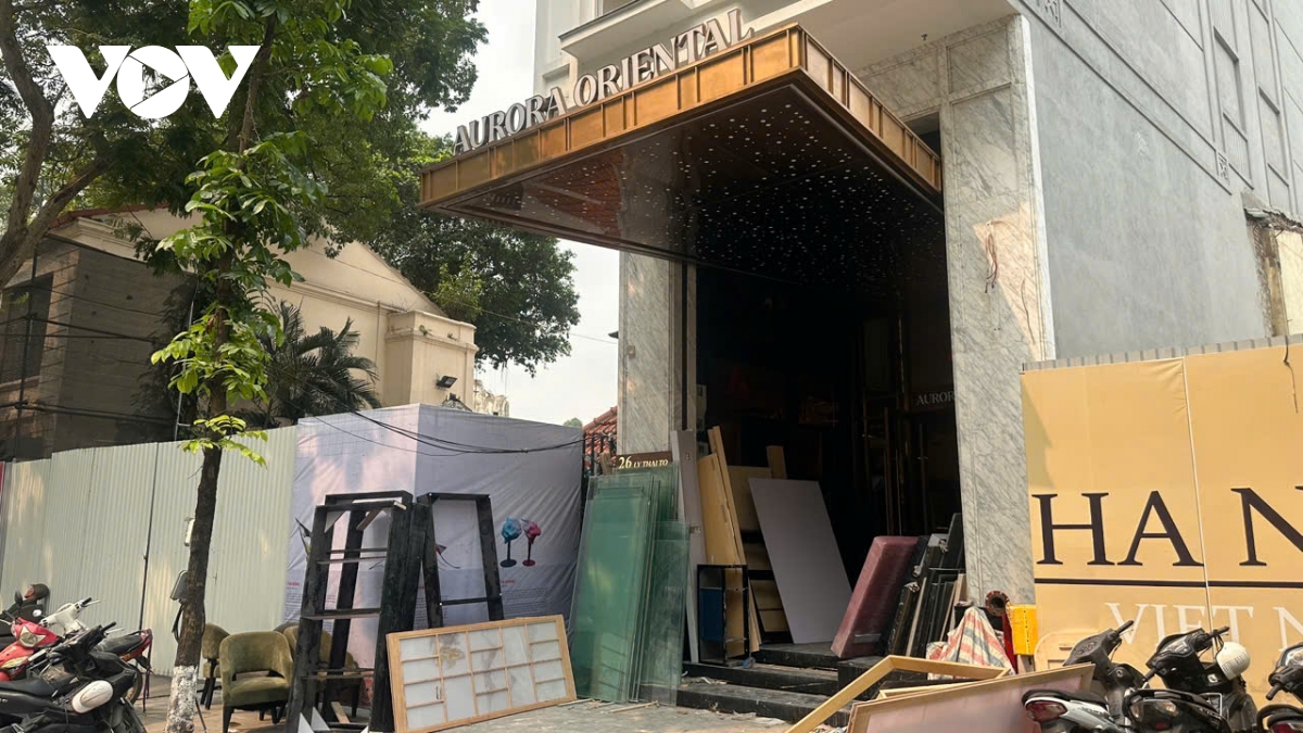 khach san 9 tang di chuyen do dac de xay quang truong Dong ho hoan kiem hinh anh 12