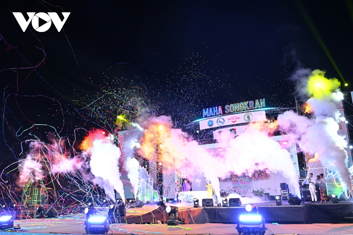 bangkok khai hoi maha songkran 2026, ky vong thuc day du lich va kinh te hinh anh 1