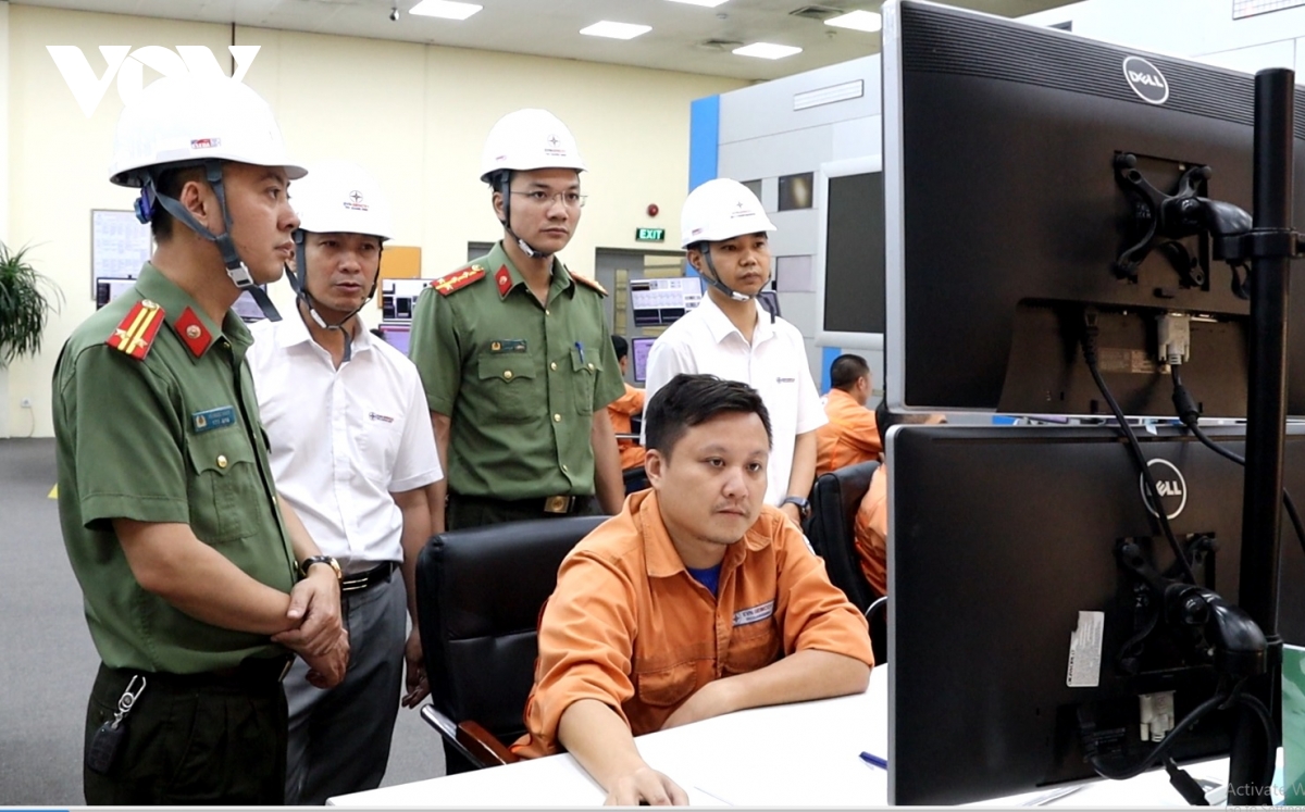 quang ninh Dam bao an ninh kinh te trong ky nghi le hinh anh 1