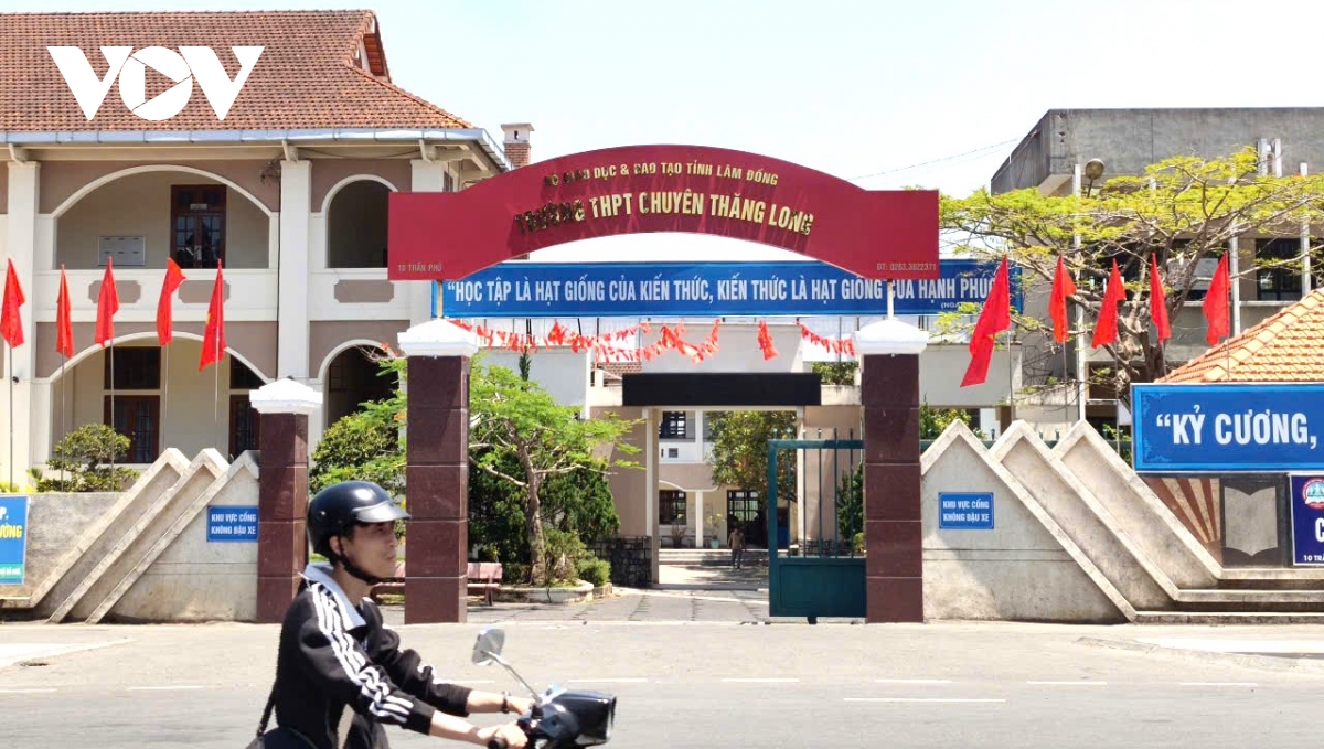 lam Dong xet tuyen lop 10 cac truong khong chuyen cong lap hinh anh 1