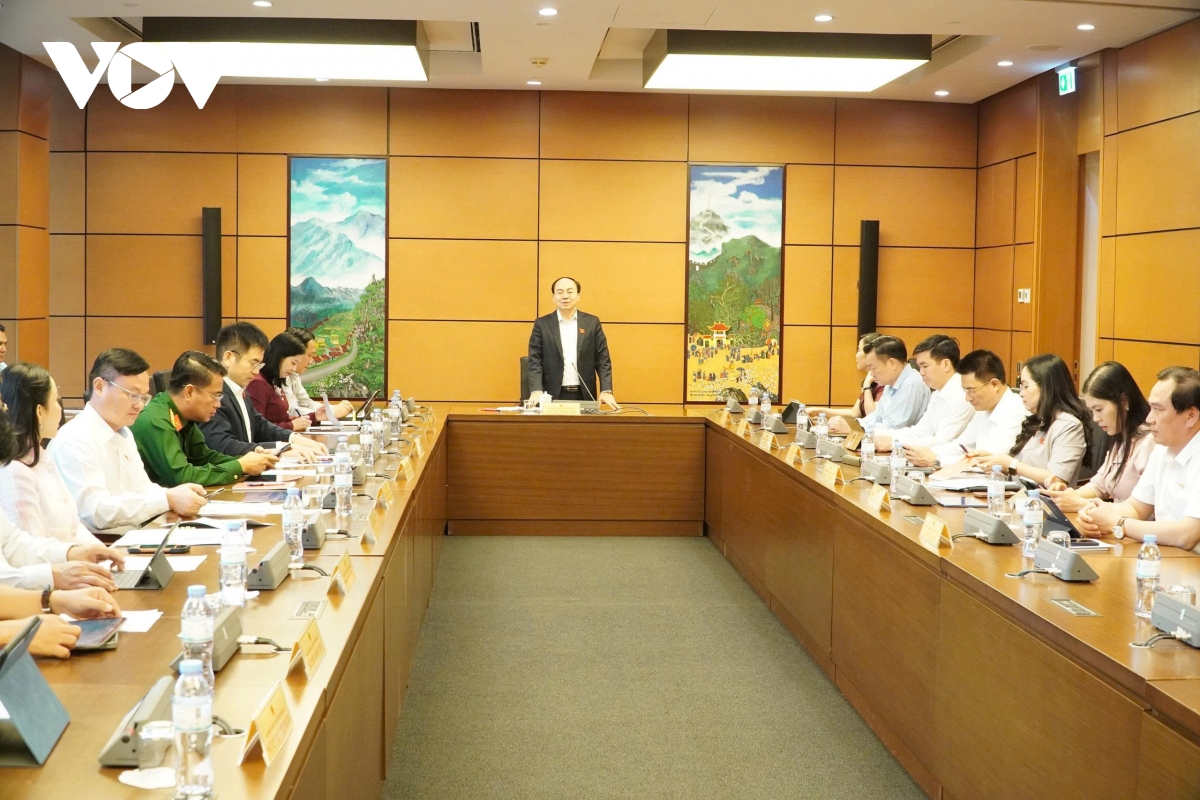 sua luat thu do De xuat coi troi cho can bo dam nghi, dam lam hinh anh 1