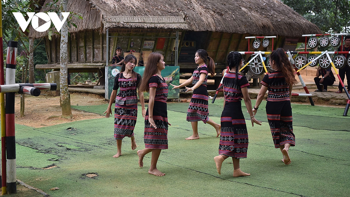 giao luu, lan toa gia tri van hoa dan toc tai ngoi nha chung hinh anh 13