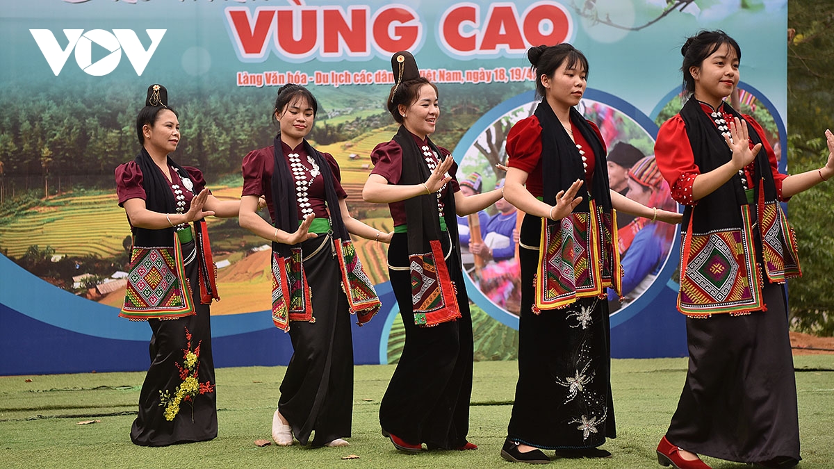 giao luu, lan toa gia tri van hoa dan toc tai ngoi nha chung hinh anh 3